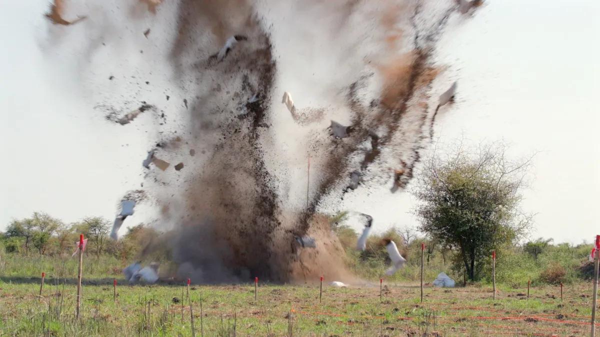 Explosion