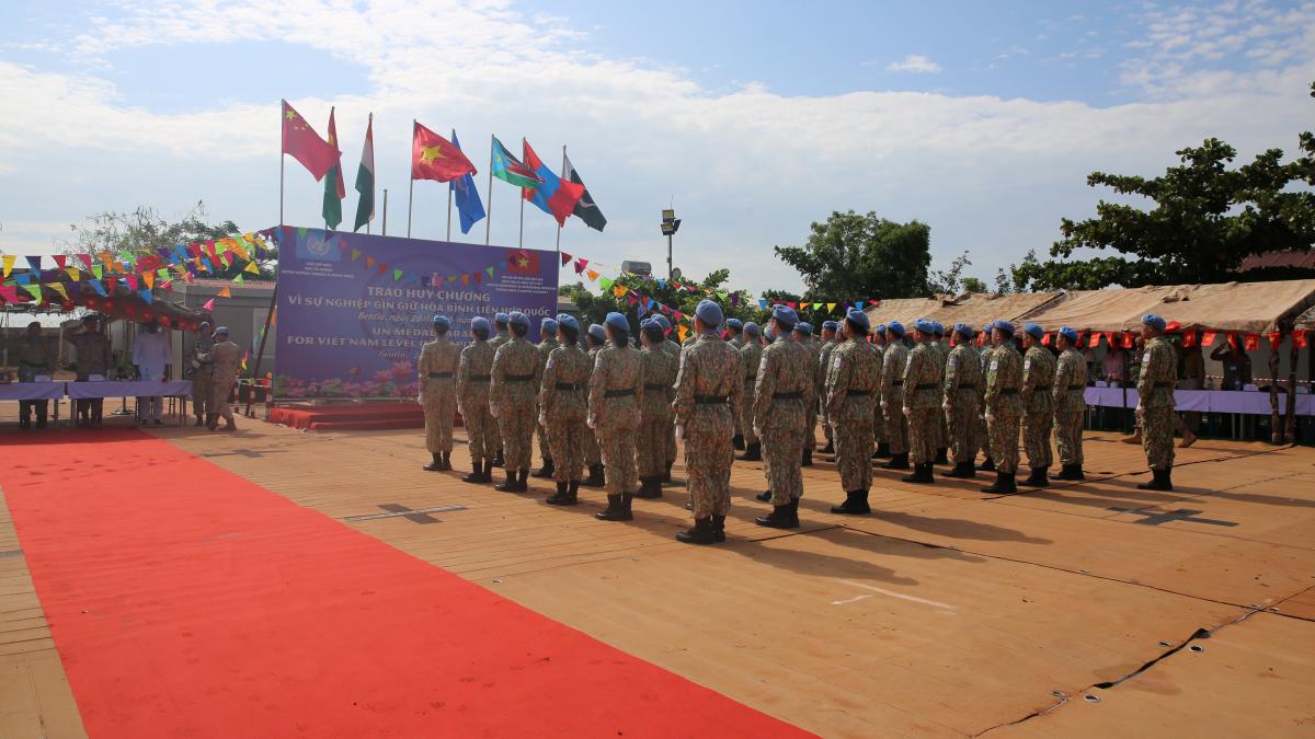 UN Peacekeeping UNMISS South Sudan Bentiu Force Commander parade