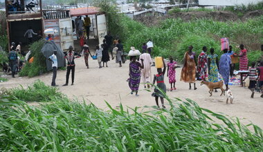 UNMISS supports joint police force deployment to improve safety outside Bentiu protection site