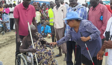 IDP community in Malakal receive wheel chairs and white canes