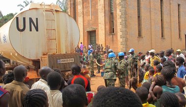 UN Peacekeepers Provide Comfort to Displaced South Sudanese in Rimenze
