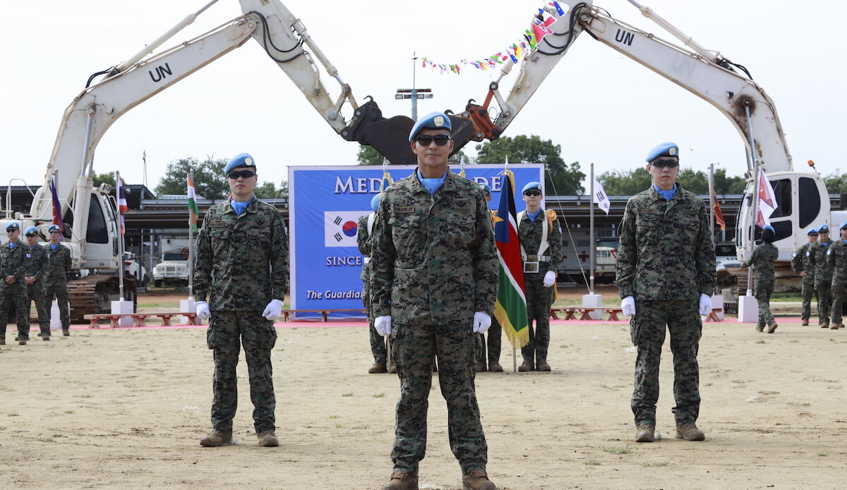 unmiss south sudan jonglei bor south korea peacekeepers un medals engineering troops dykes roads