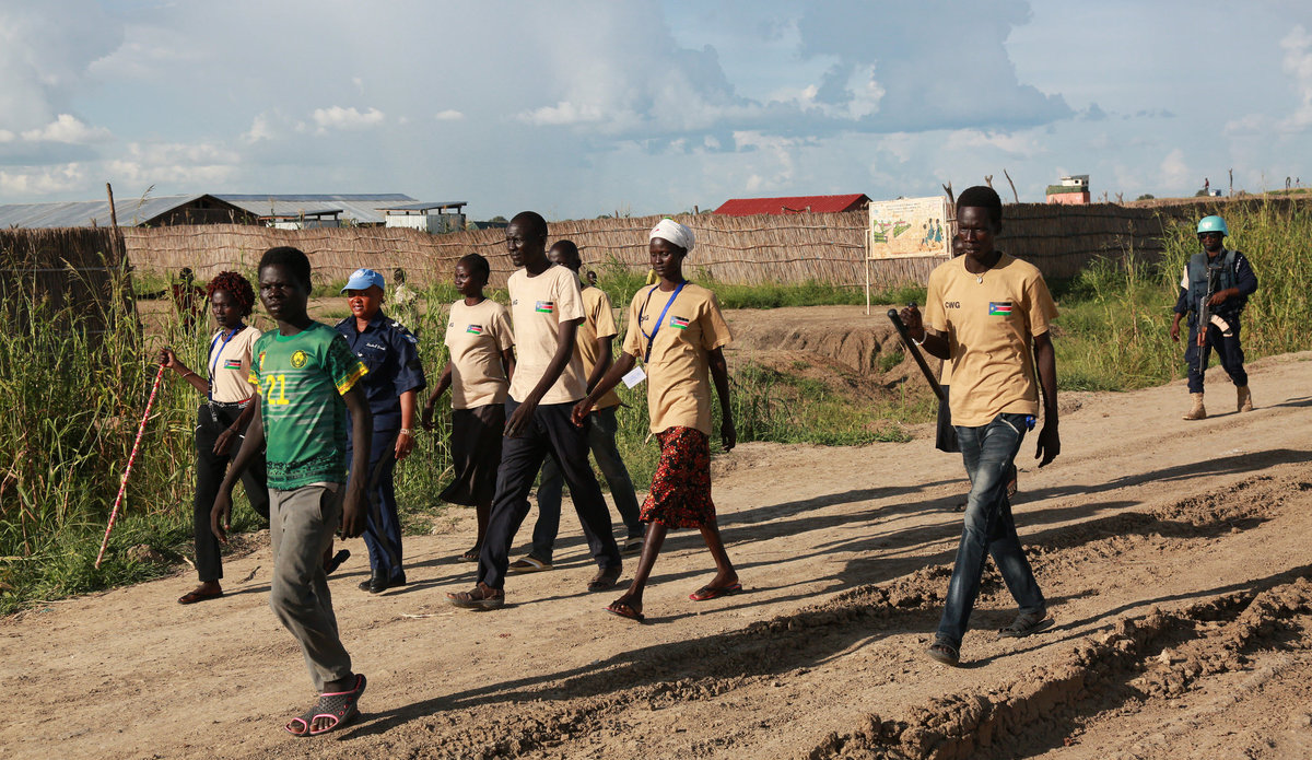 UN and community watch group work together to improve safety at Bentiu protection site