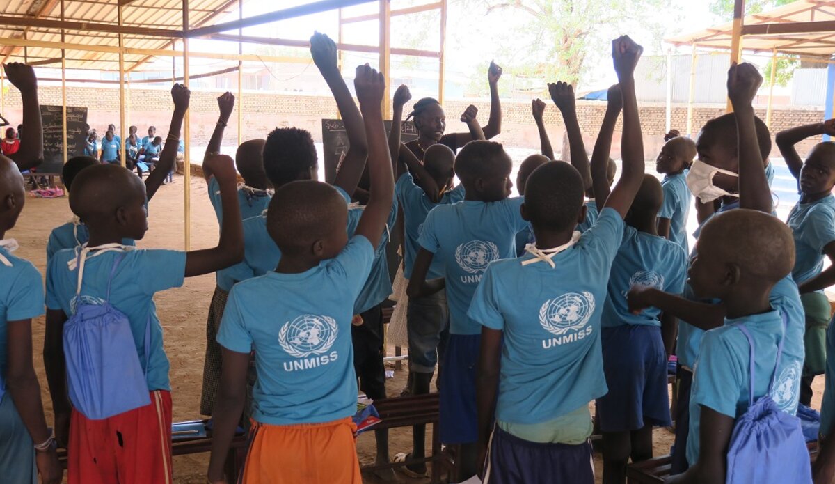 unmiss south sudan aweil street children mentoring school education