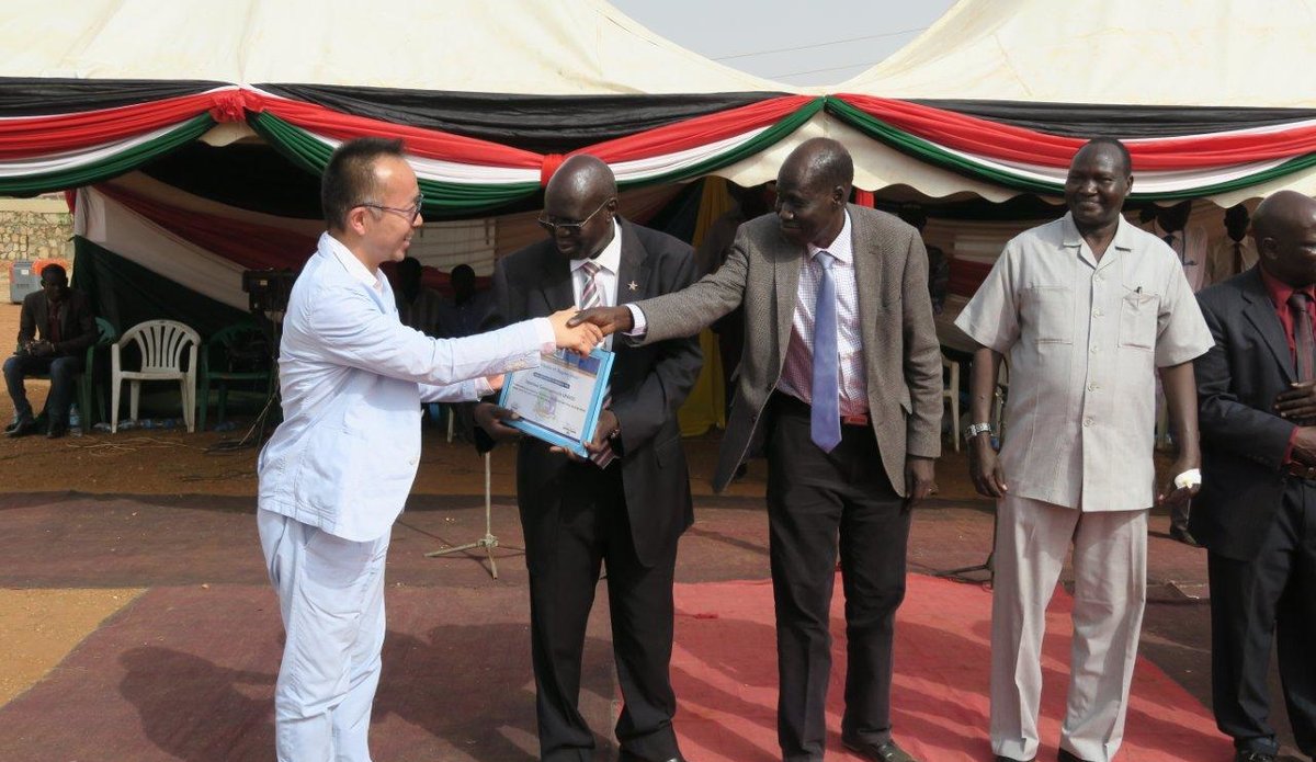UNMISS receives certificate of appreciation from the Juba University Students’ Union